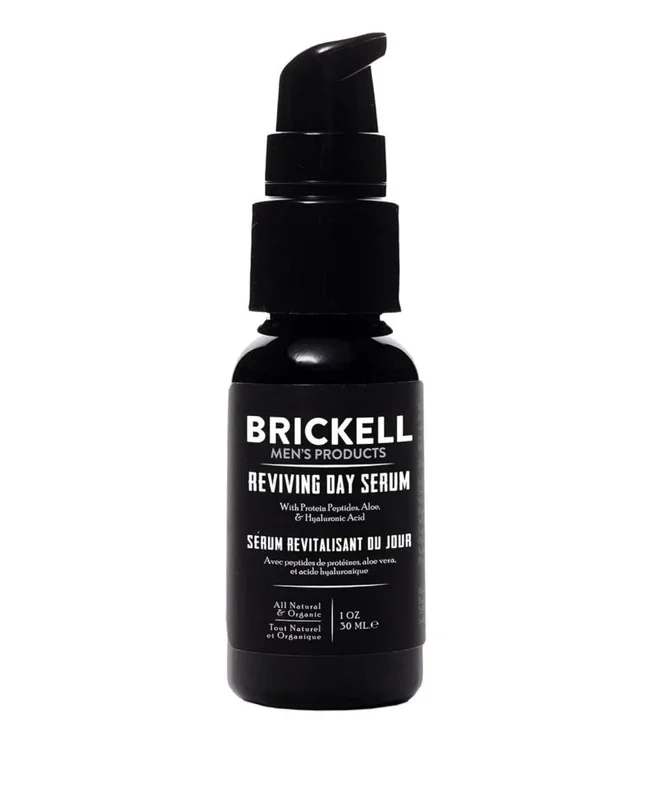 Brickell Men’s Suero Facial Antienvejecimiento con ácido Hialurónico, Suero de día Revitalizante para Hombres, Suero Facial Natural y Orgánico con Vitamina C y Péptidos Proteicos, 30 ml, Sin Perfume