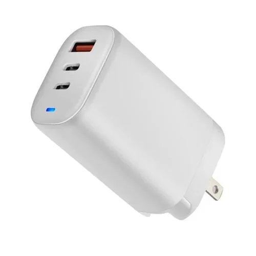 Cargador de viaje Xy 65W USB + Dual USB-C Galliand Nitride con indicador LED y enchufe desmontable (Blanco)