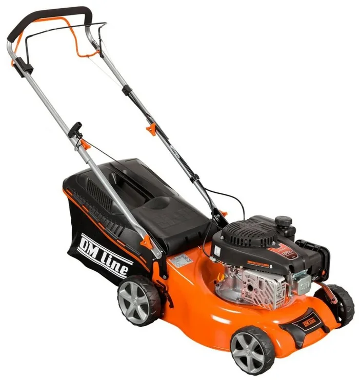 Cortacésped a Gasolina Oleo-Mac Emak GVH42TK 139cc, potente motor, corte preciso y alta eficiencia para jardines