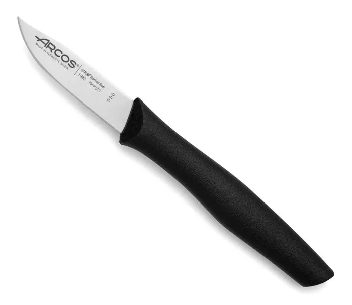 Cuchillo Mondador Arcos Nova 188200 de acero inoxidable Nitrum y mango de Polipropileno, de color negro hoja de 7 cm con funda y caja expositora