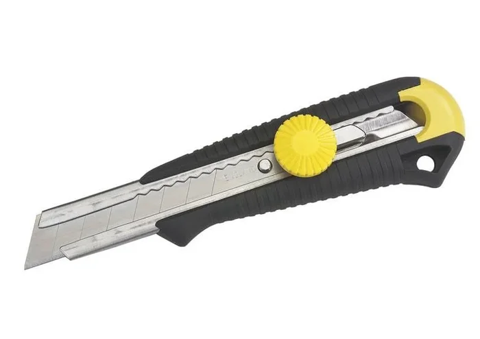 Cutter Stanley MPO 18 mm de ancho de cuchilla y 165 mm de largo – Cuchilla de acero inoxidable, mango ergonómico, herramienta de corte profesional.