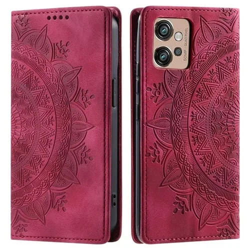 Funda de Cuero Magnética Totem para Motorola Moto G32 en Relieve (Rojo)