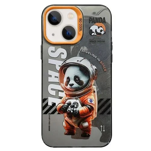Funda para iPhone 13 Black Panda Astronaut Pattern PC Phone Case