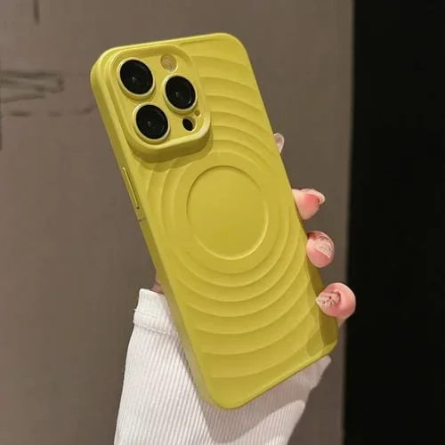 Funda para Teléfono iPhone 13 Pro Wave Texture PC a Prueba de Golpes (Verde Aguacate)