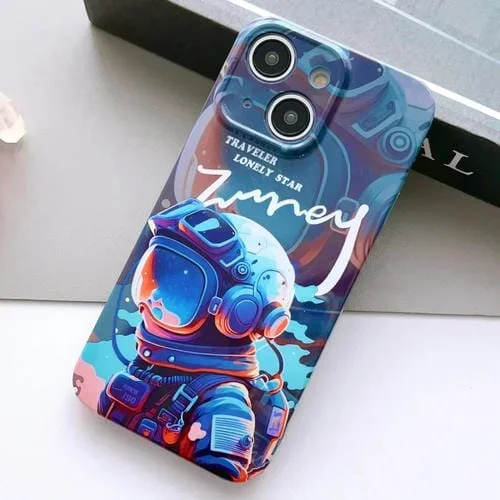 Funda para Teléfono iPhone 15 PC con Orificio Preciso y Patrón Pintado (Astronauta de Pintura Azul)