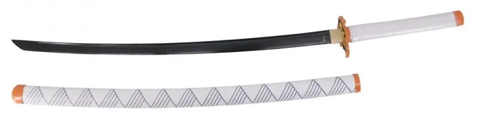 Katana Funcional S0245H Demon Slayer empuñada por Rengoku Kyoujurou. Hoja de 108 cm de Acero acabada en negro, vaina blanca y detalles en color azul y naranja, mango con encordado de polipiel blanca.