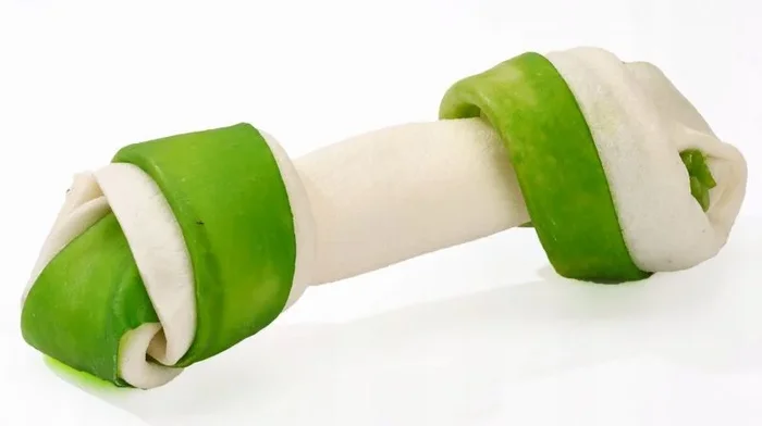 Maced hueso con liga de clorofila – masticable para perros – 11 cm