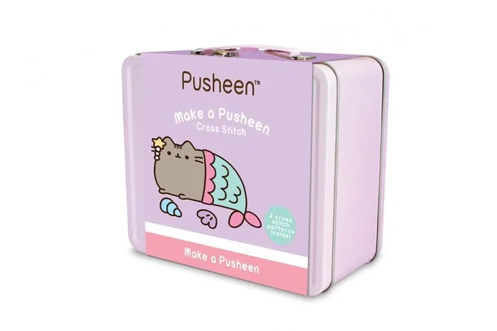 Maletin metalico kit punto de cruz pusheen