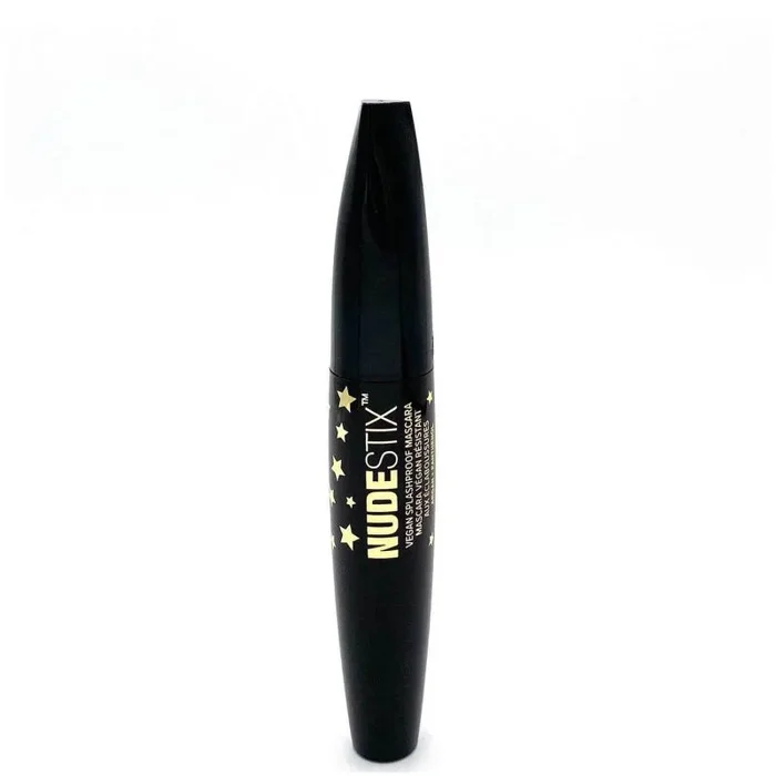 Máscara de pestañas Nudestix Vegan Splashproof negra fórmula vegana resistente al agua al sudor y a la humedad efecto volumen y definición natural 12 ml