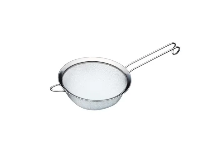 MasterClass Tamiz de malla fina, acero inoxidable, borde pulido y práctico recipiente redondo con asa de gancho, 18 cm (7″), etiquetado, plata