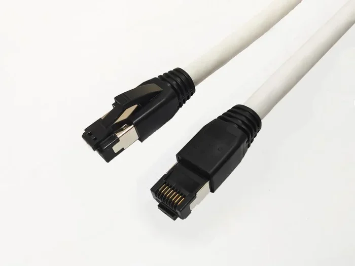 Microconnect MC-SFTP80025W cable de red Blanco 0,25 m Cat8.1 S/FTP (S-STP)