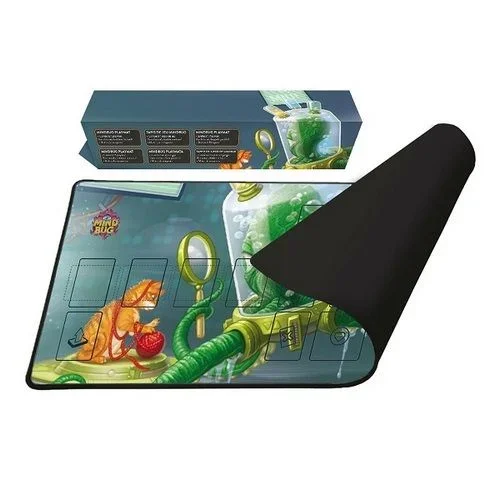 Mindbug Mr. Green Playmat – Alfombra de juego oficial para juego Mindbug, base de goma antideslizante con bordes de doble costura, 14 x 24 pulgadas, para un solo jugador, fabricado por Ghost Galaxy
