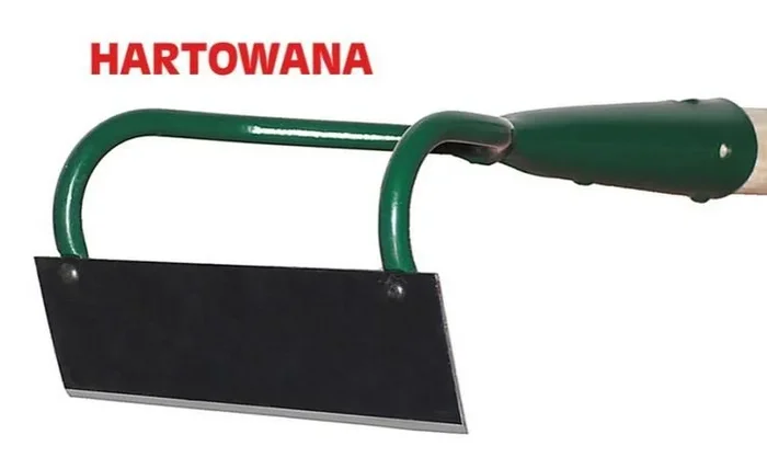 Motocultor de doble hoja de 16 cm con mango de madera de 110 cm Kard, herramienta de jardín ideal para remover tierra, hoja endurecida NCV, color metálico natural