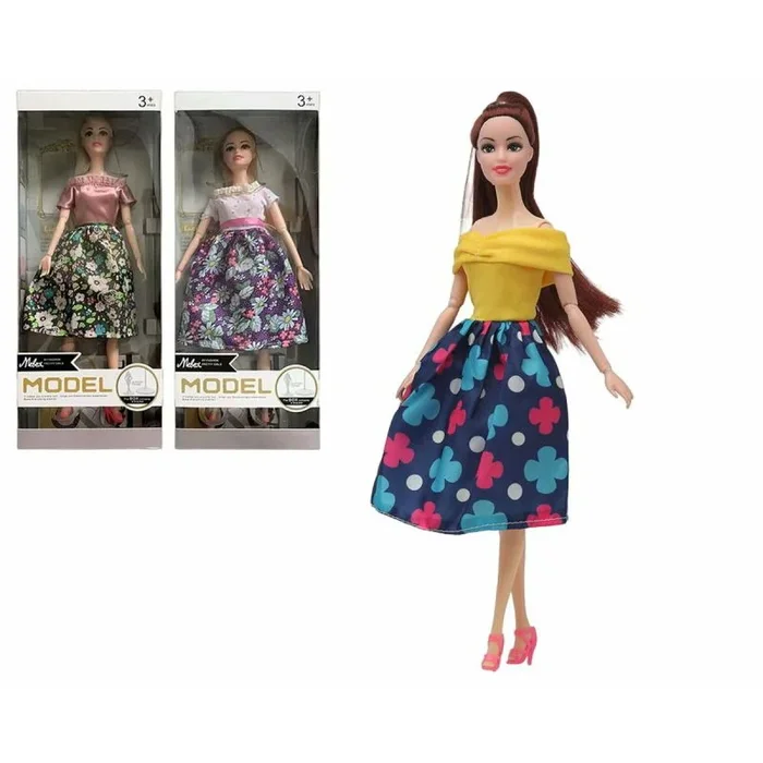 Muñeca model
