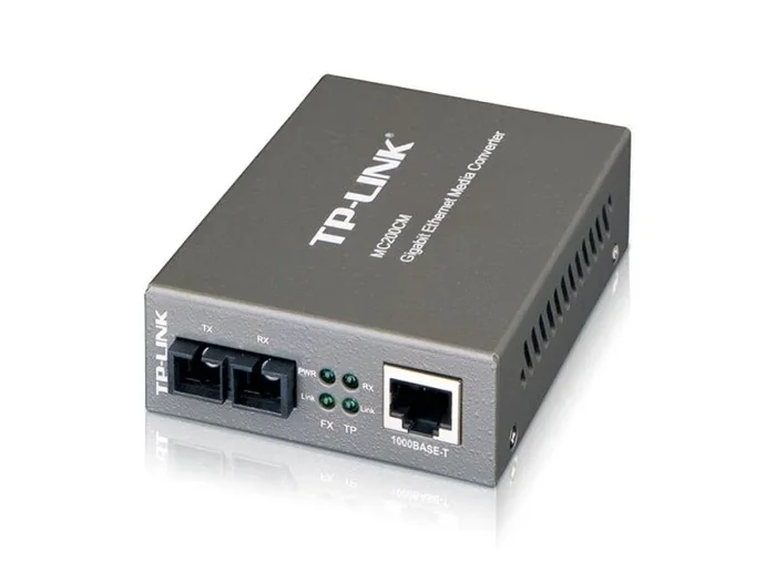 TP-Link Gigabit Multi-Mode Media Converter, Complies with IEEE 802.3ab and IEEE 802.3z Extends Fiber Distance Up to 0.55 km (MC200CM),Black